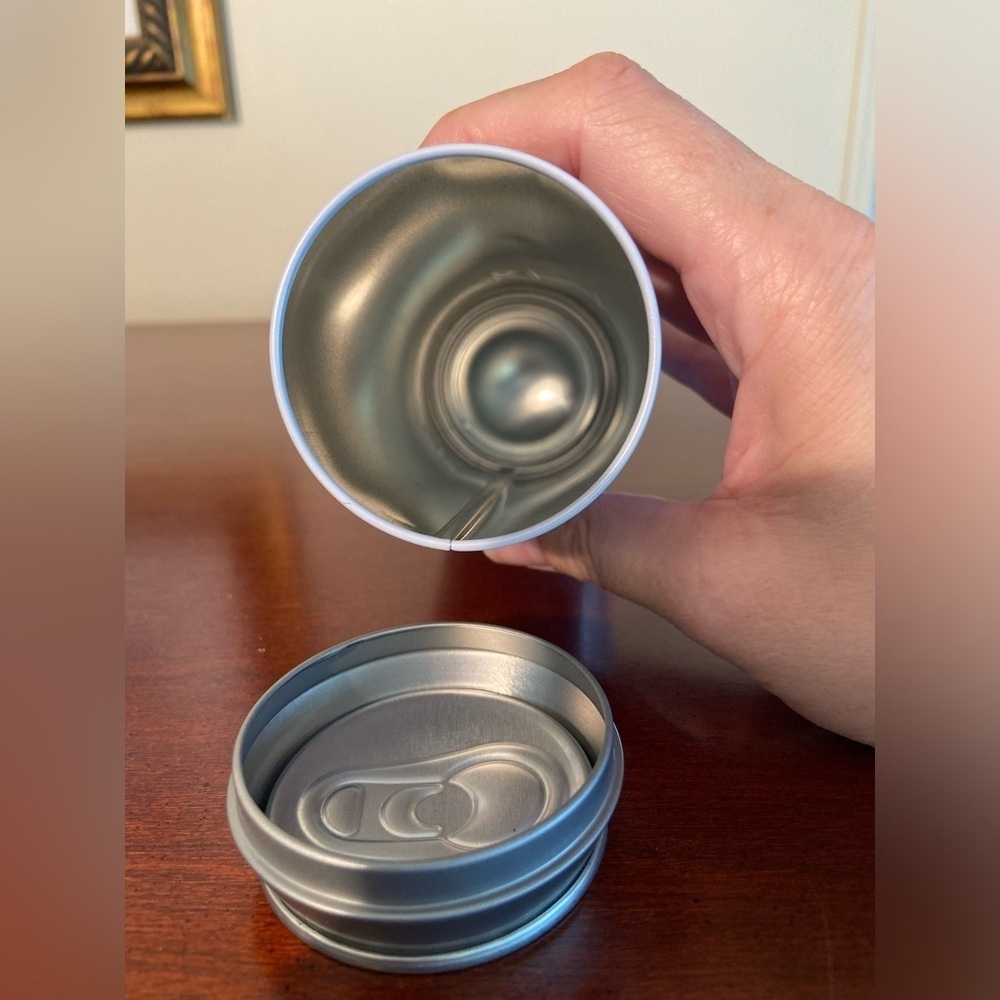 💜 YETI Slim Stash Can. Limited Edition. Hide A Can Storage Small Dent - Picture 3 of 6
